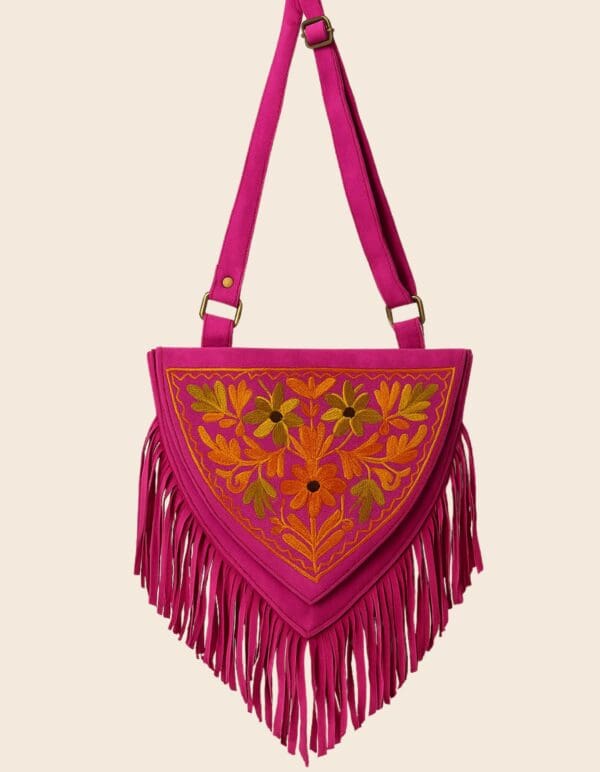 Bolso Lalita – Bordado Aari sobre piel fucsia