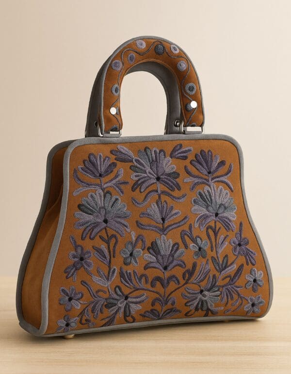Bolso piel bordado Amrita