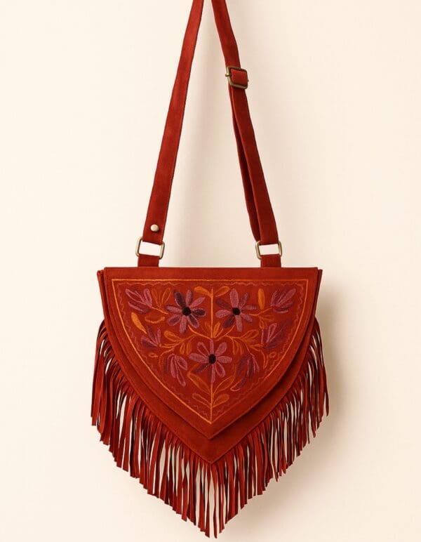 Bolso Bindi – Bordado Aari sobre piel