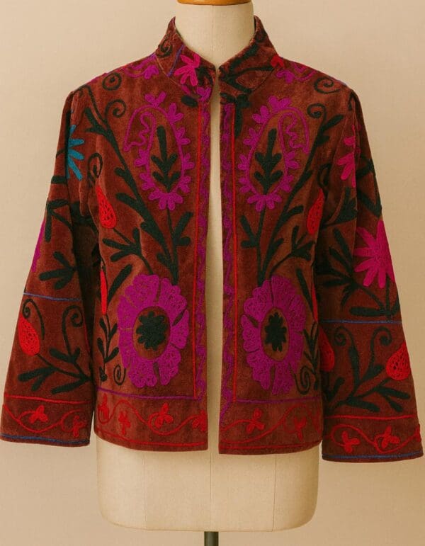 Chaqueta Suzani Burdeos